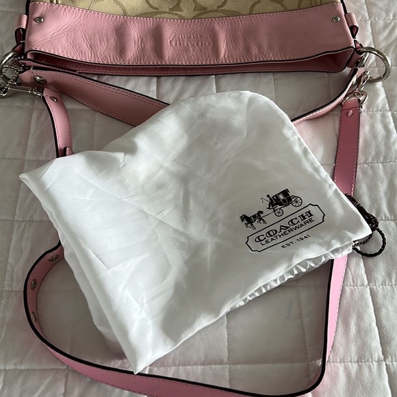 Coach bag. - Picture 7 of 7